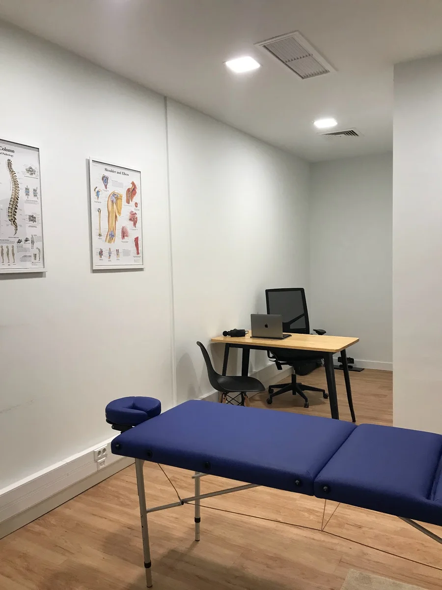 Consultório Rodrigo de Barros 2 - Consultas de — Osteopaths em Lisbon — 3