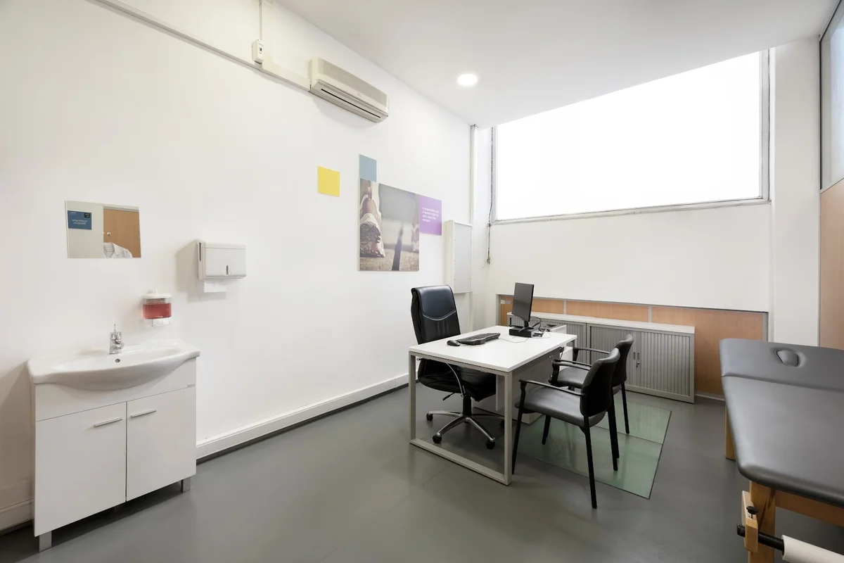 One Clinics Av. EUA - Fisioterapia — Fisioterapeutas em Lisboa — 3