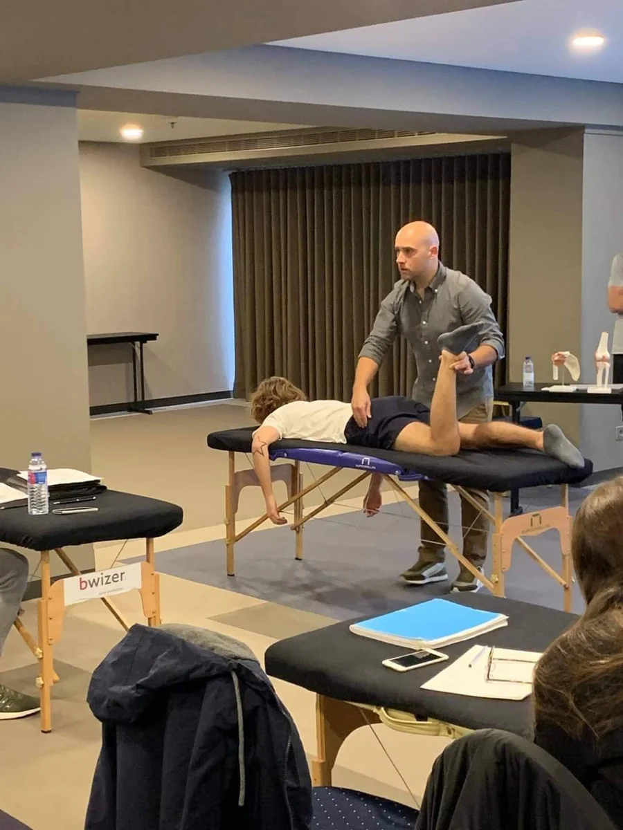 Osteopatia João Martins / Osteopathy Office (Licence: ACSS nºC0100103) Health License — Osteopaths em Lisbon — 3